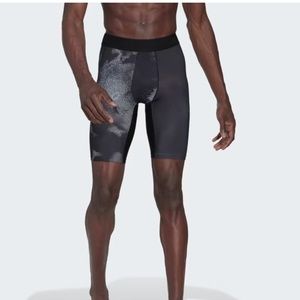 NWT Adidas Techfit Training Short Tights Multi Print